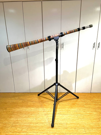 Didgeridoo 'hands-free' floor stands