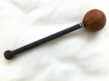 Seed pod shaker with handle - Sound For Health
