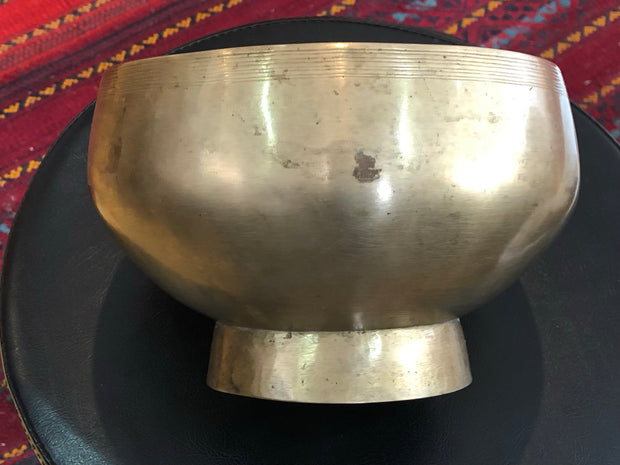 TIBETAN SINGING BOWL - high quality older bowls - 'Naga' style
